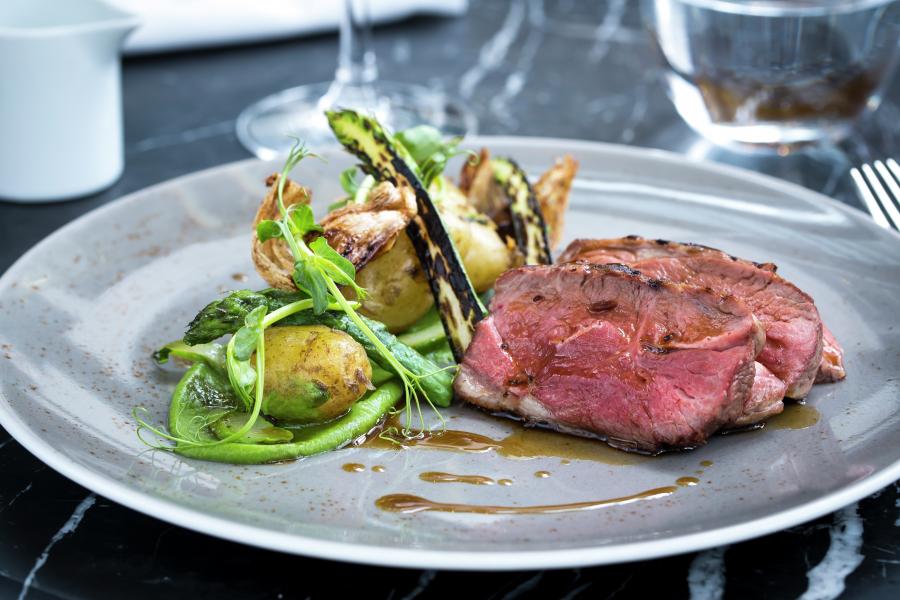 Bread Street Kitchen Sunday roast at One New Change
